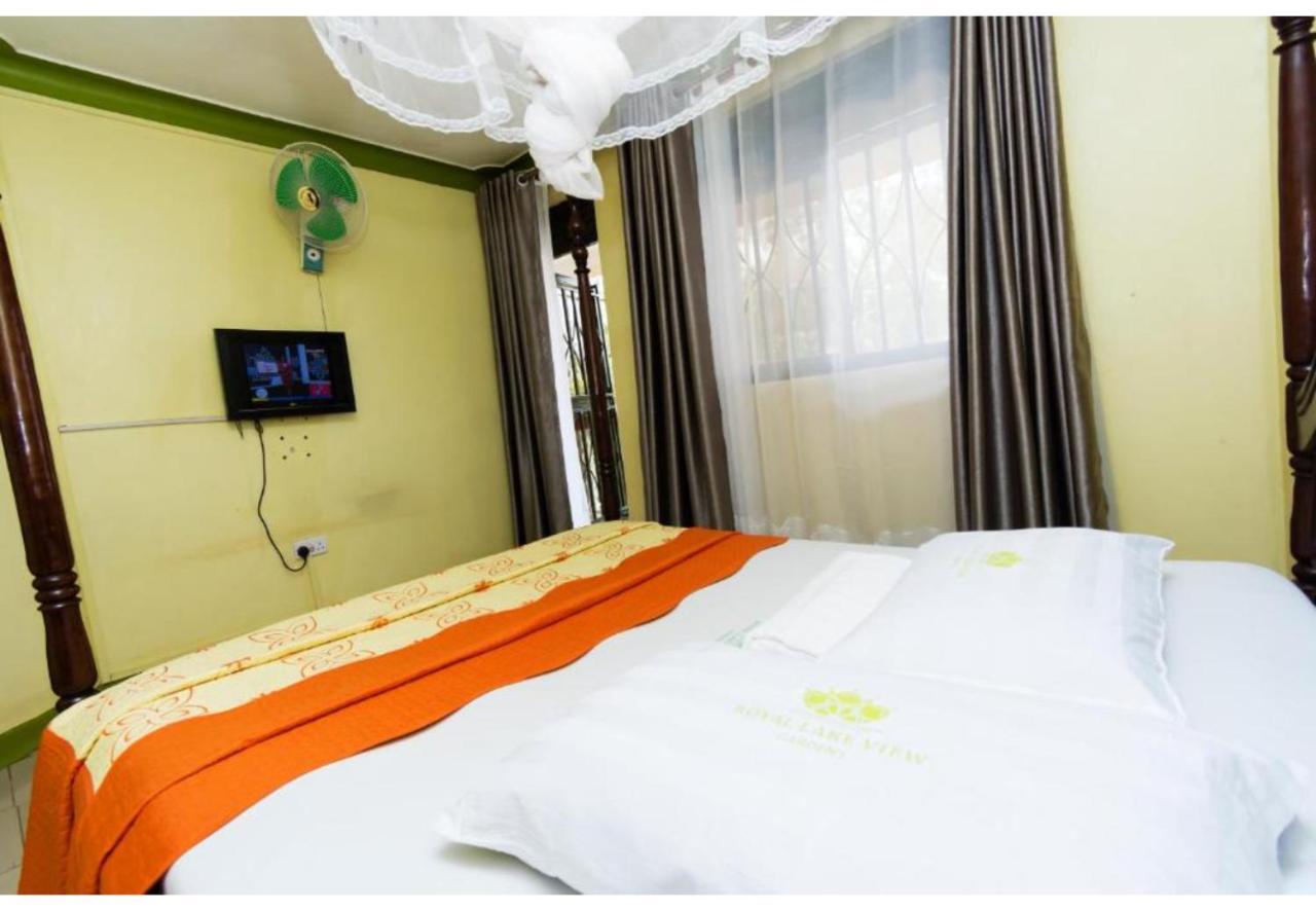Royal Lake View Gardens Kampala Exteriér fotografie